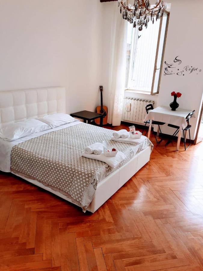 Da Nina B&B ตรีเอสเต ภายนอก รูปภาพ